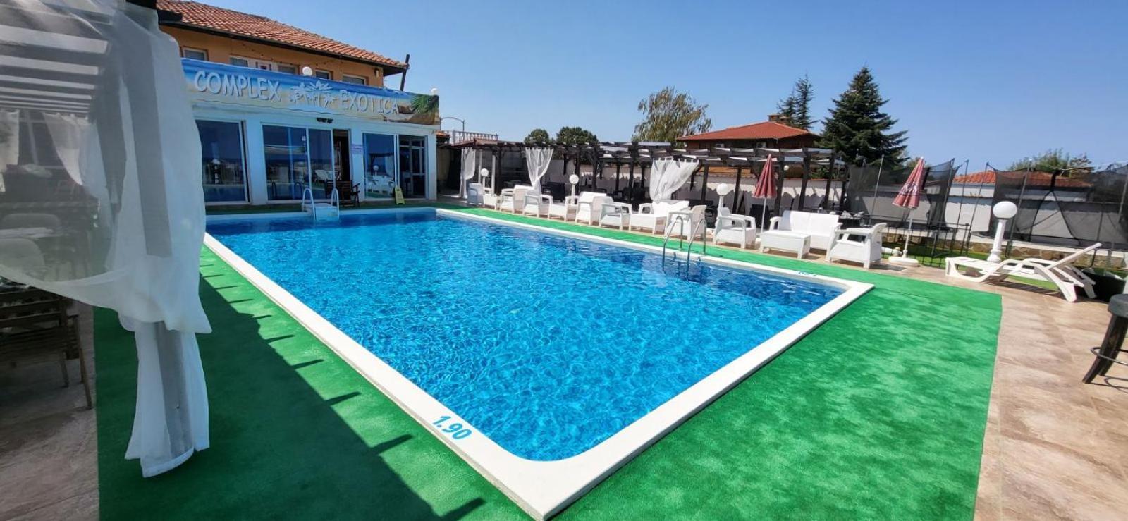 Complex Exotica Hotel Lozenets Exterior photo