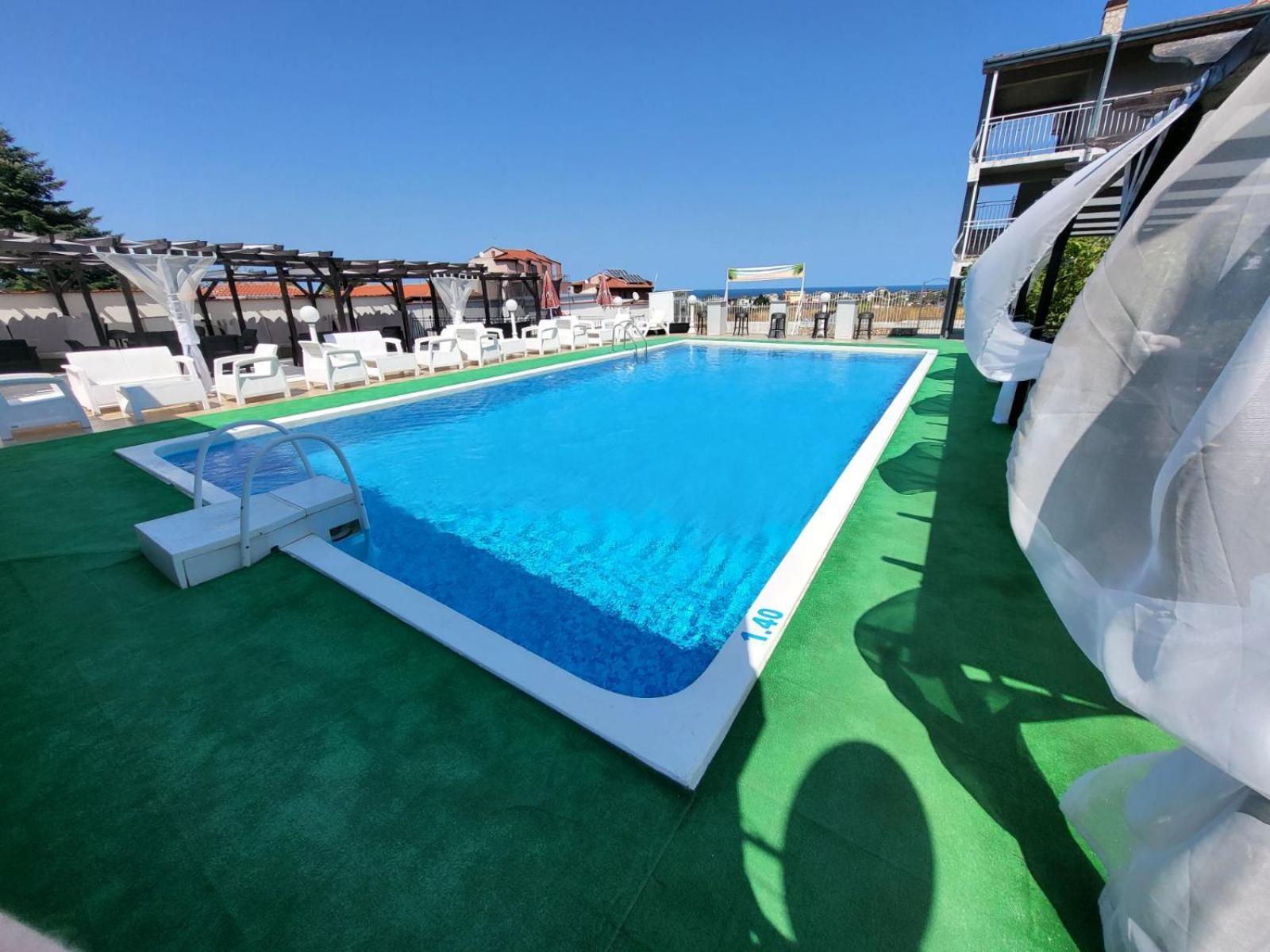 Complex Exotica Hotel Lozenets Exterior photo