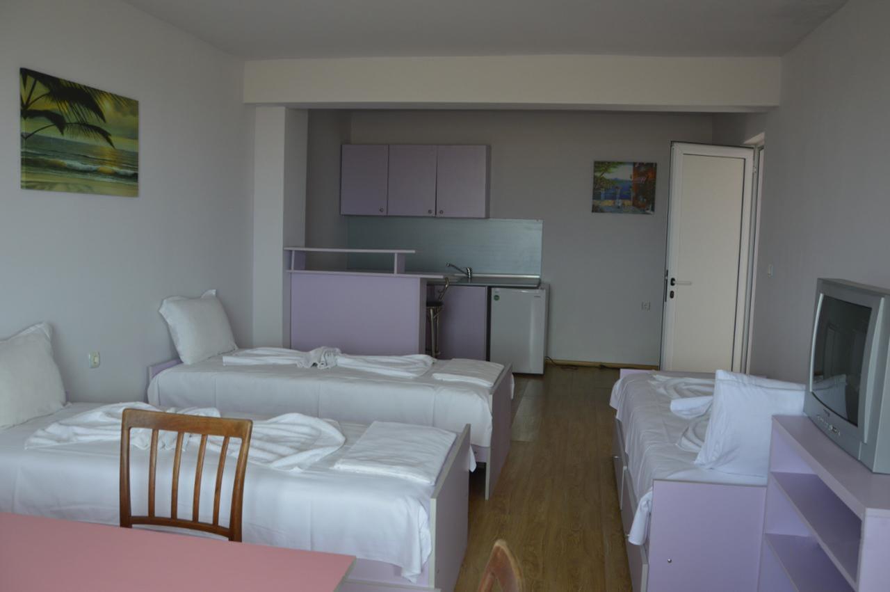 Complex Exotica Hotel Lozenets Exterior photo